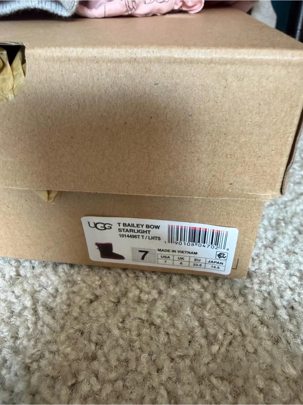 Girls size 7 Ugg sparkles and bow boots